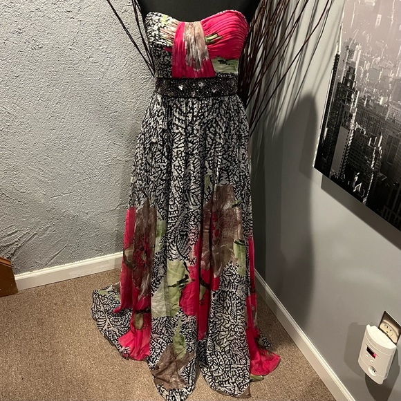🌺CAMILLE LA VIE STRAPLESS FLORAL MAXI DRESS SIZE 12🌺 - Picture 1 of 8